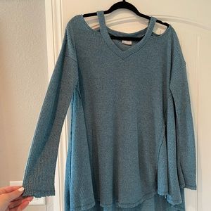 Goldspark knit sweater with shoulder cut outs. OS.
